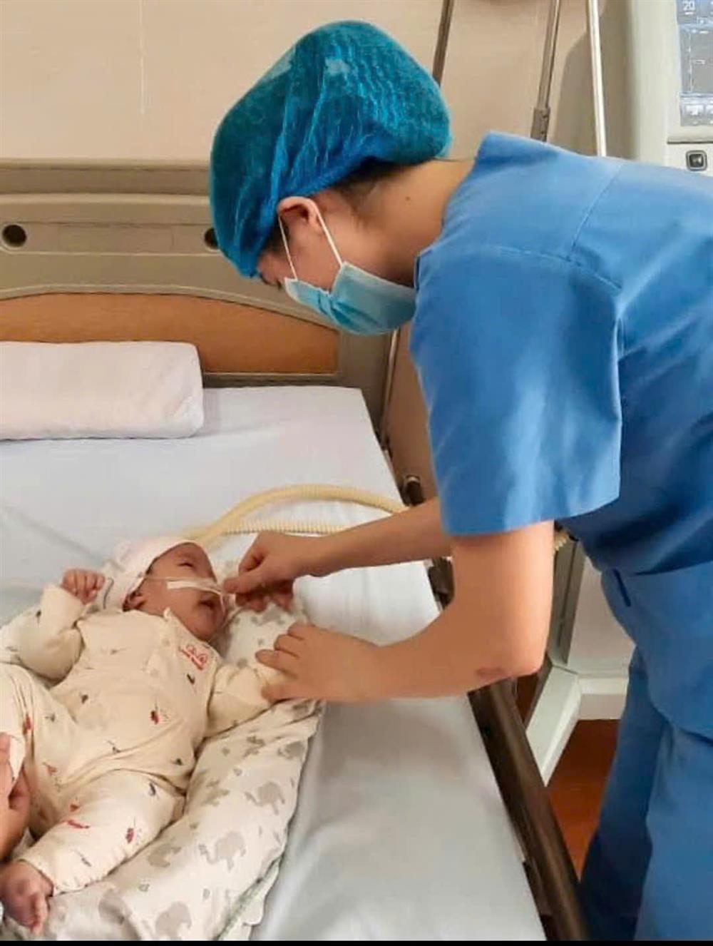 Nguy cơ mắc viêm phổi do RSV ở trẻ sơ sinh và biện pháp dự phòng bằng kháng thể đơn dòng